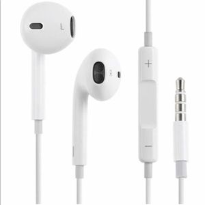 Apple earbuds wired - New in box never used